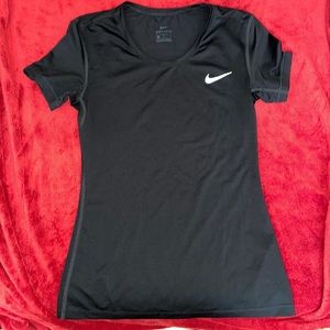 Nike Pro Dri-Fit Top